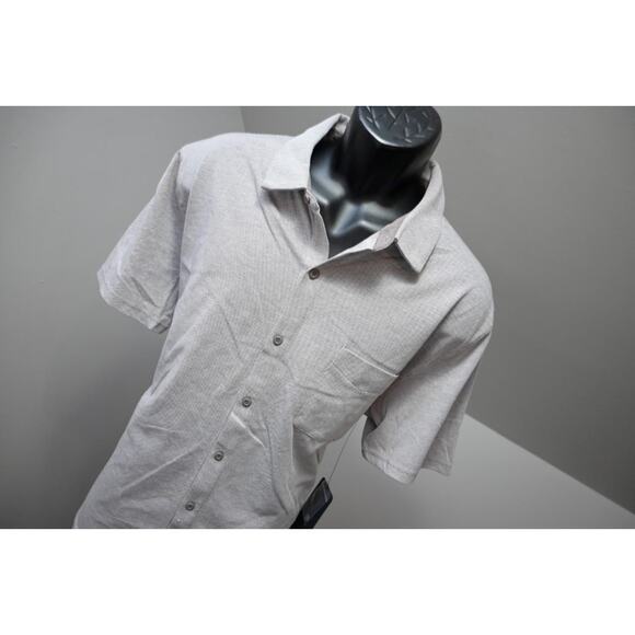 Fabletics Button Up Dress Shirt Athletic Stretch Short Sleeve Gray Mens XL NWT - Picture 4 of 10